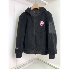 Canada Goose Outwear